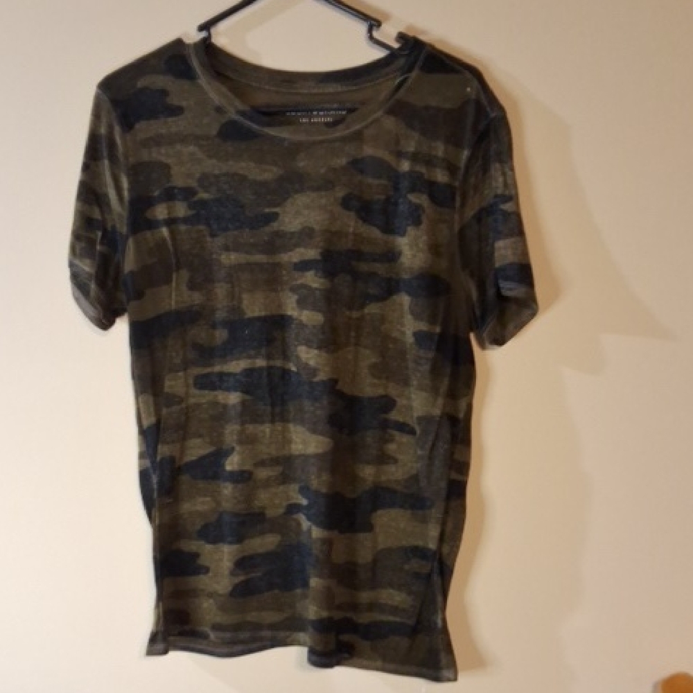 Lucky Brand Green Camo Short Sleeve Tee
